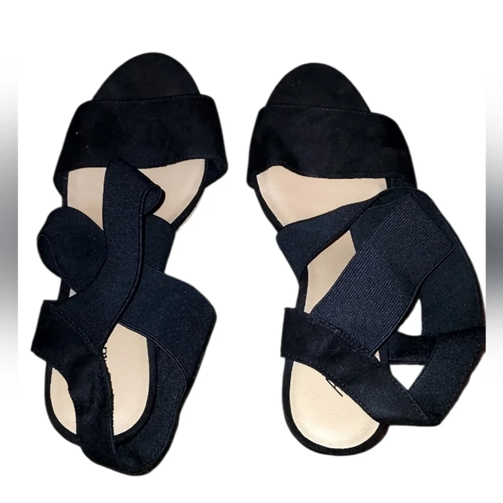 American Eagle Black Cork Wedge Sandals with Crossband Elastic Straps